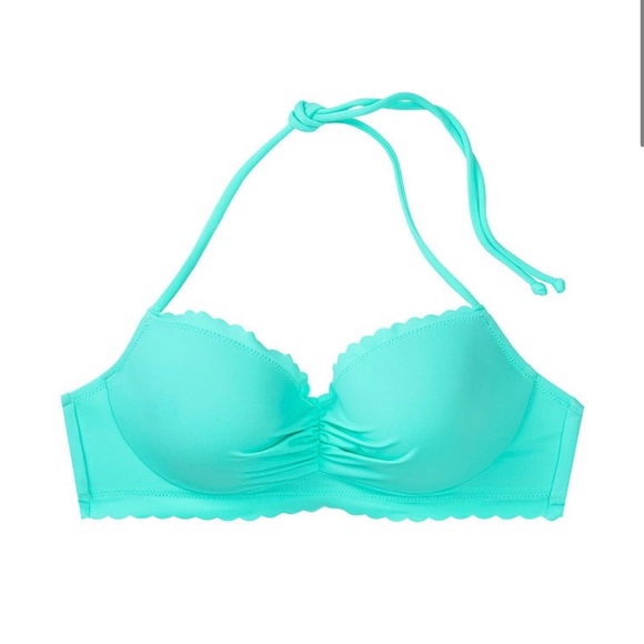 Victoria’s Secret Bikini - Picture 6 of 8